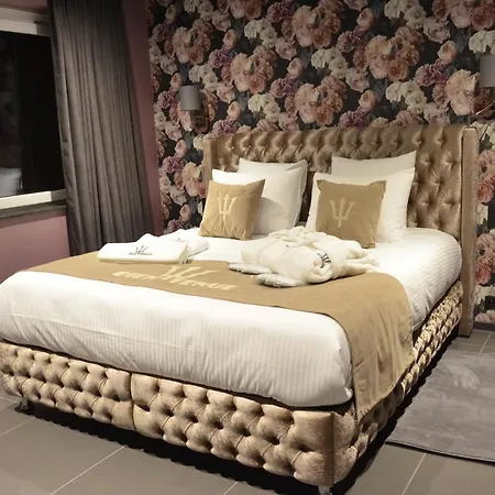 Neptunus Bed & Breakfast 2*
